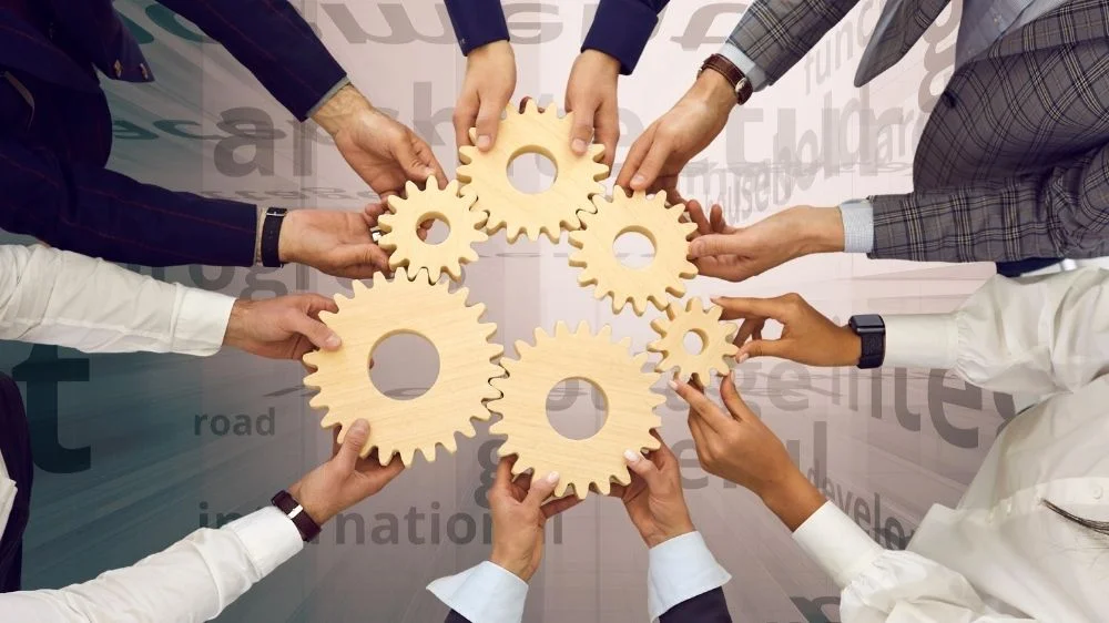 فريق عمل مكتب ترجمة كشف الحساب البنكي